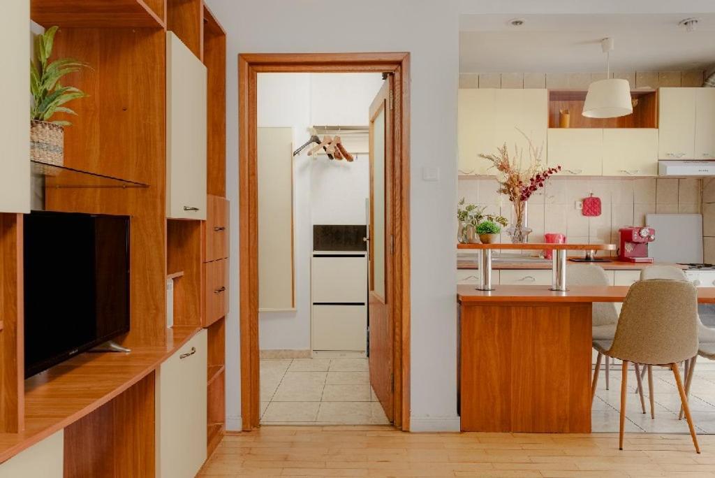 Old Town Chic 1 Bedroom W Self Check In 布加勒斯特 外观 照片
